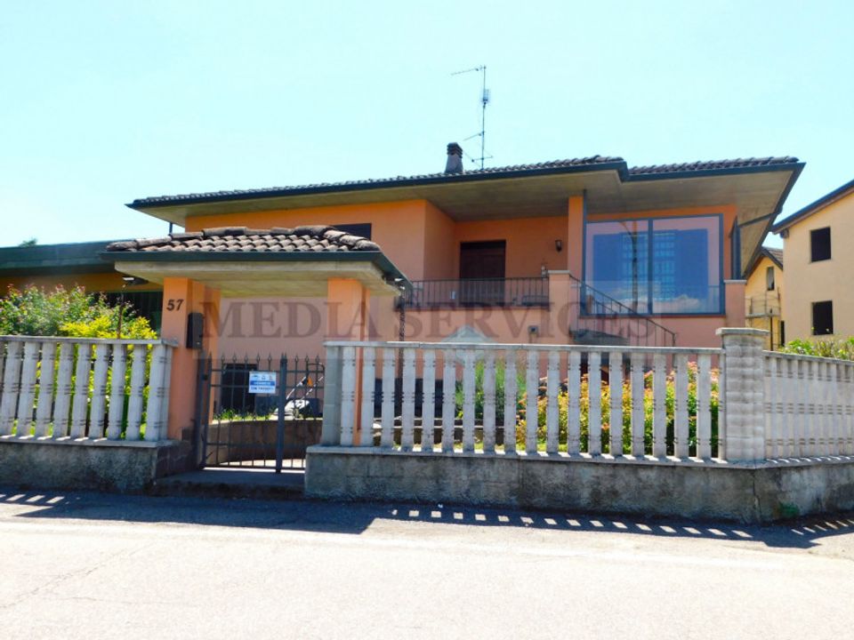 Villa i Sannazzaro de Burgondi, Pavia - foto 1