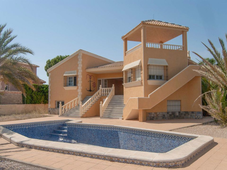 Villa i La Manga Del Mar Menor, Murcia - foto 1