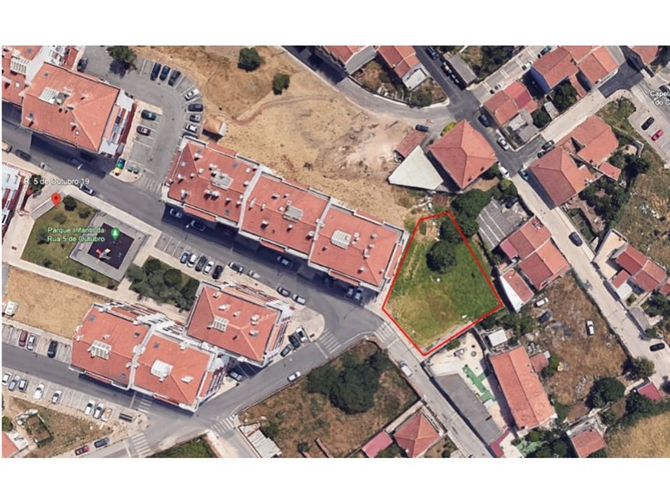 Helårsgrund i Amadora, Lisbon - foto 2