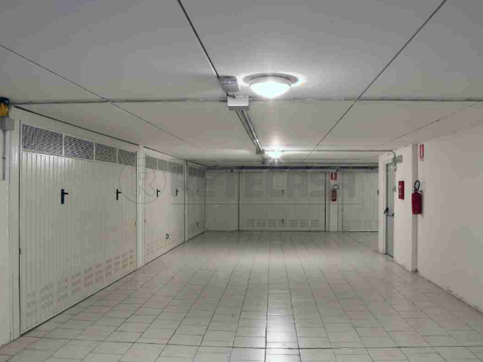 Garage i Vicenza, Vicenza - foto 1