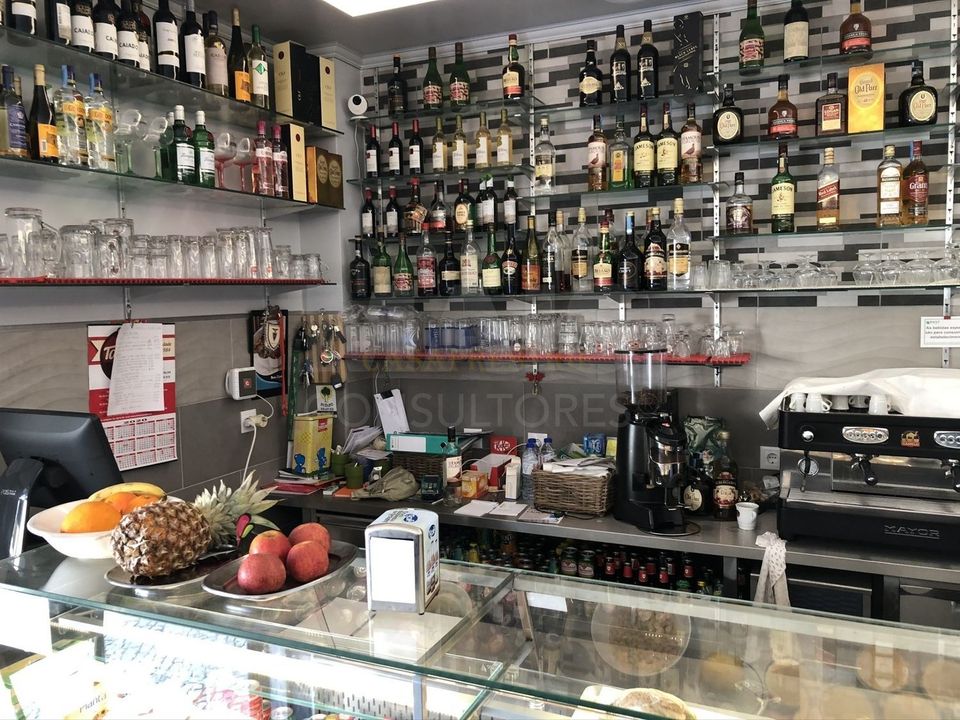 Erhvervsejendom i Santa Iria de Azoia, Lisbon - foto 4