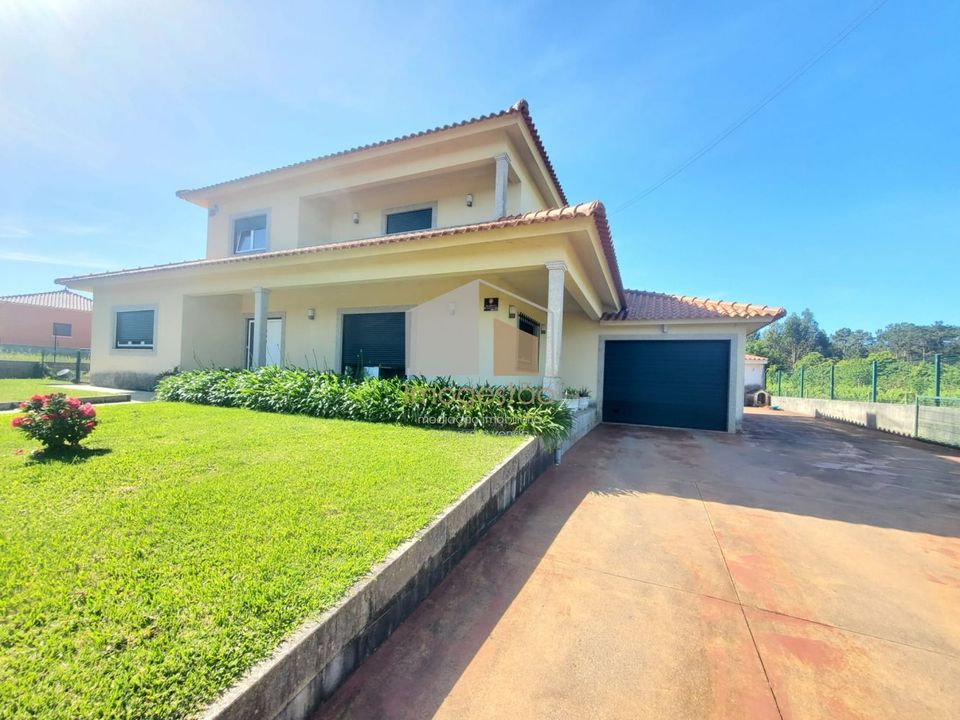 Villa i Vila Nova de Cerveira, Viana do Castelo - foto 1