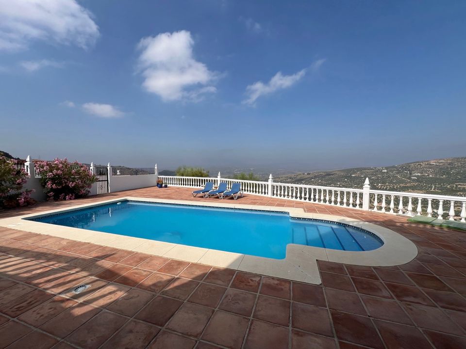 Villa i Alcaucin, Malaga - foto 2