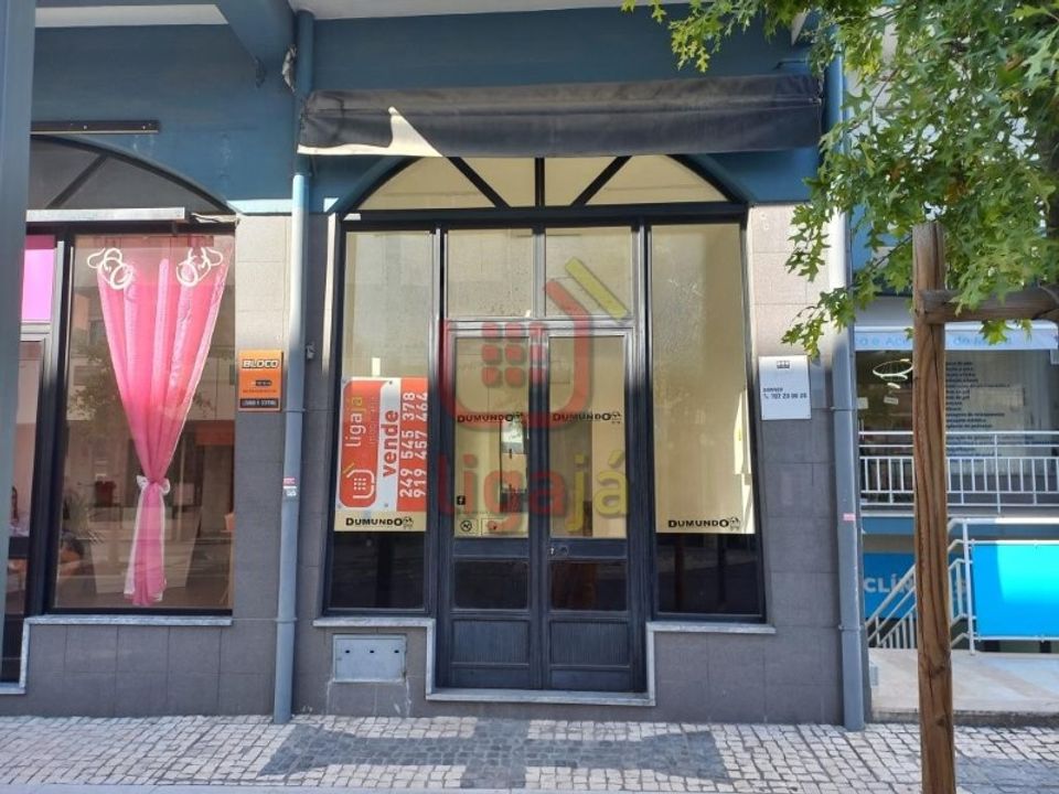 Erhvervsejendom i Ourem, Santarem - foto 1