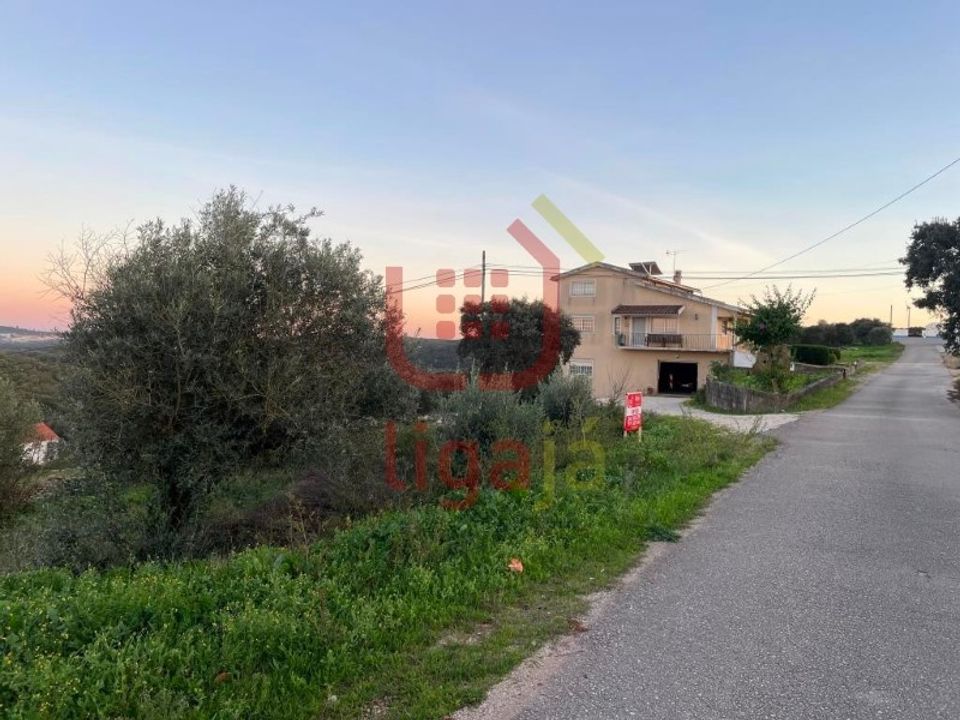Helårsgrund i Ourem, Santarem - foto 1
