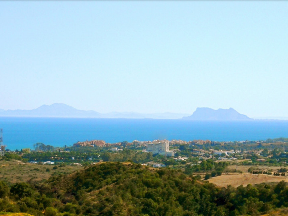 Helårsgrund i Estepona, Malaga - foto 5