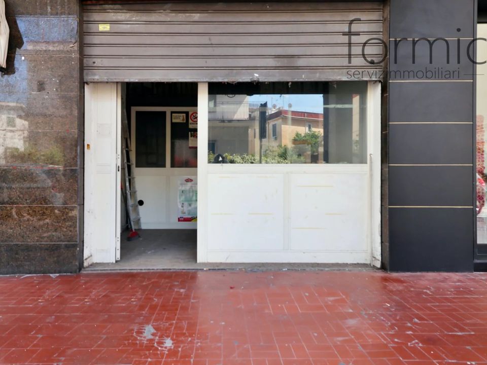 Erhvervsejendom i Naples, Naples - foto 1
