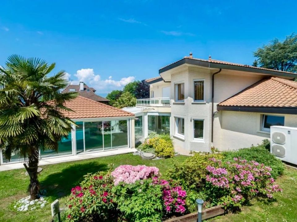 Villa i Nernier, Haute-Savoie - foto 1