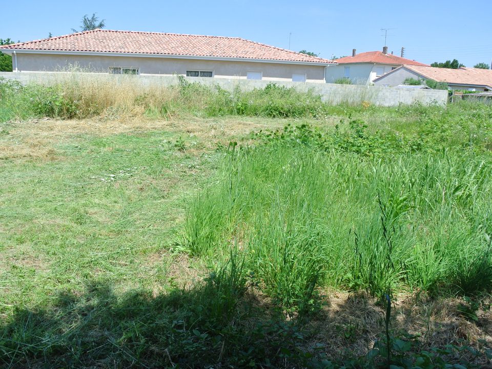 Helårsgrund i Marmande, Lot-et-Garonne - foto 1