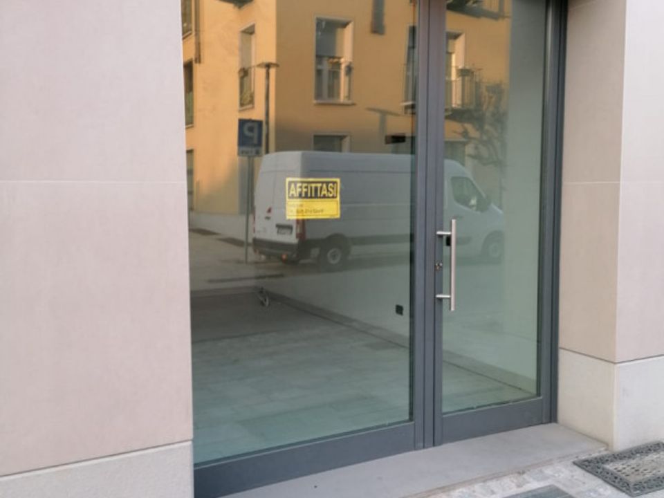 Erhvervsejendom i Alba, Cuneo - foto 4