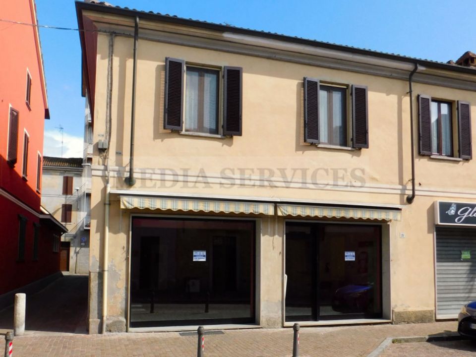 Erhvervsejendom i Sannazzaro de Burgondi, Pavia - foto 3