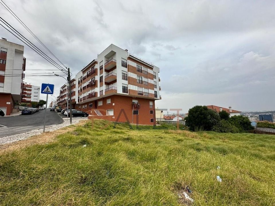 Helårsgrund i Amadora, Lisbon - foto 4