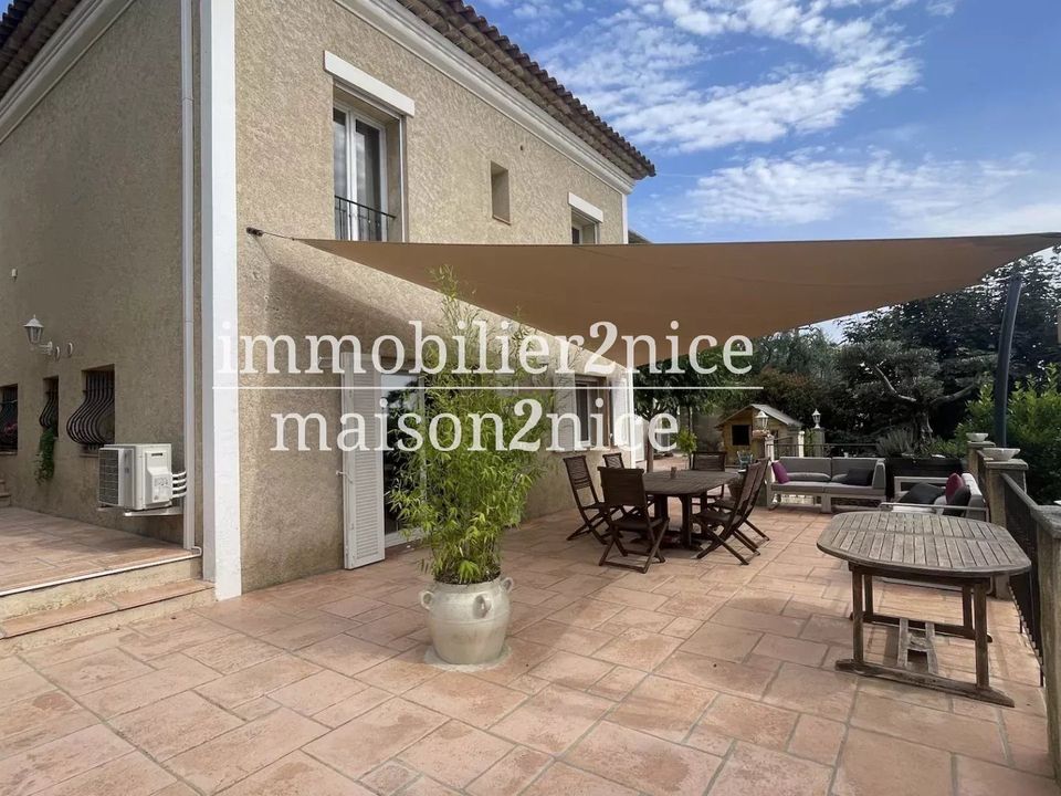 Villa i Nice, Alpes-Maritimes - foto 1