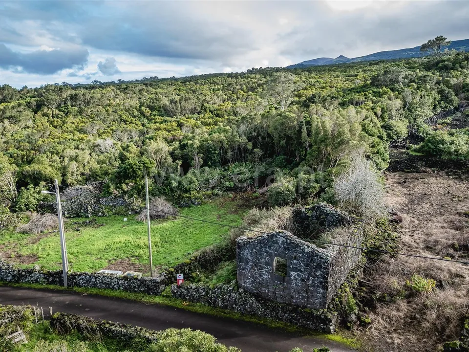 Helårsgrund i Sao Roque do Pico, Pico - foto 1