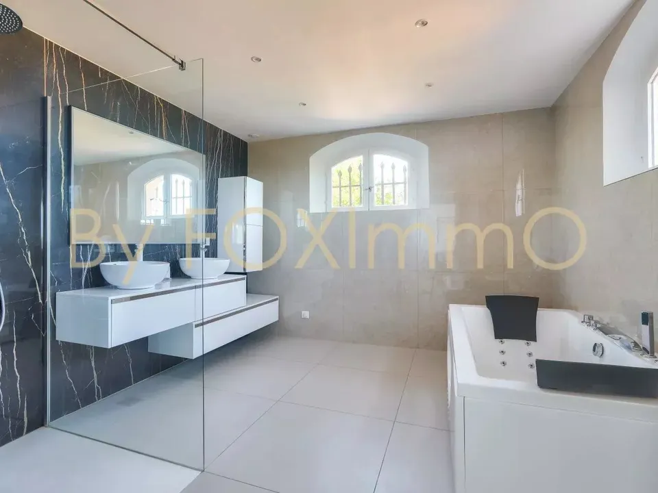 Villa i Golfe-Juan, Alpes-Maritimes - foto 3