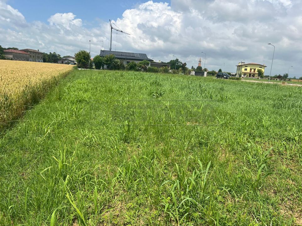 Helårsgrund i Santa Maria la Longa, Udine - foto 5