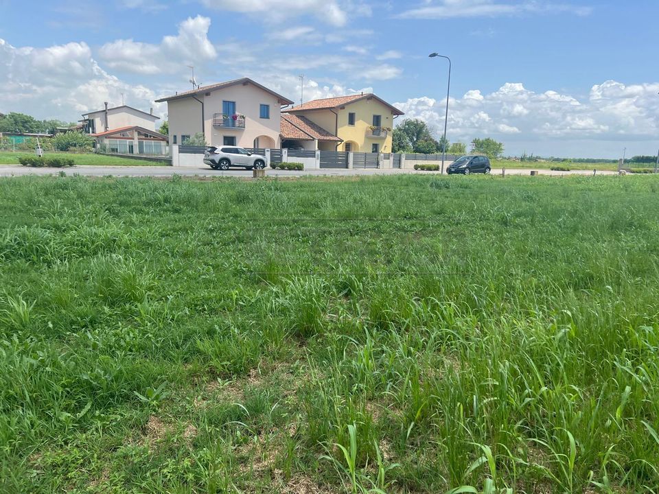 Helårsgrund i Santa Maria la Longa, Udine - foto 5