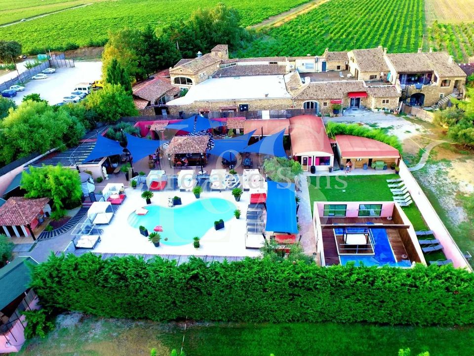 Farm hus i Suze-la-Rousse, Drome - foto 1