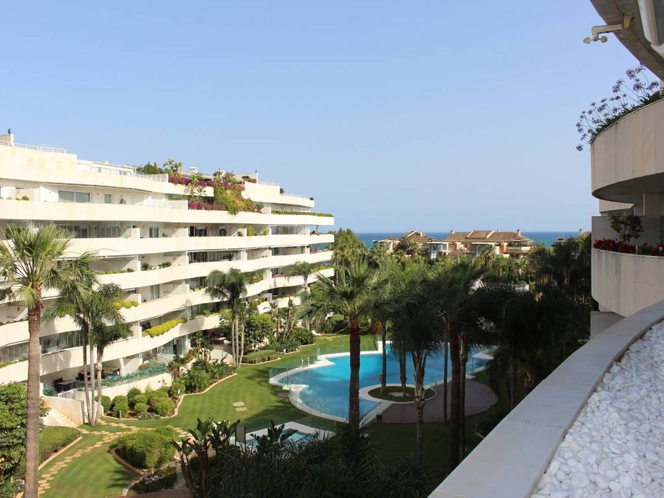 Lejlighed i Marbella, Malaga - foto 2