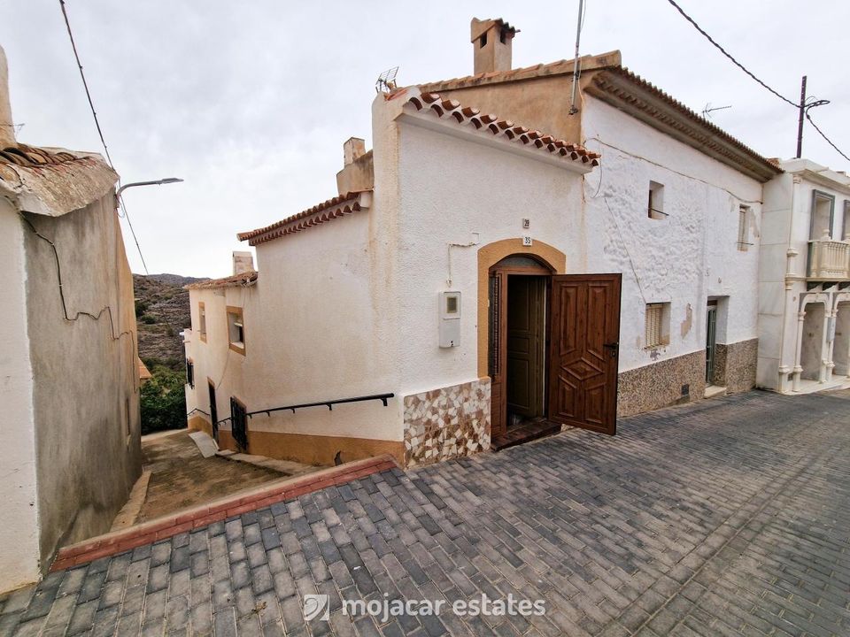 Landsbyhus i Lubrin, Almeria - bilde 1
