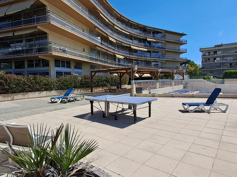 Leilighet i Saint-Laurent-du-Var, Alpes-Maritimes - bilde 1
