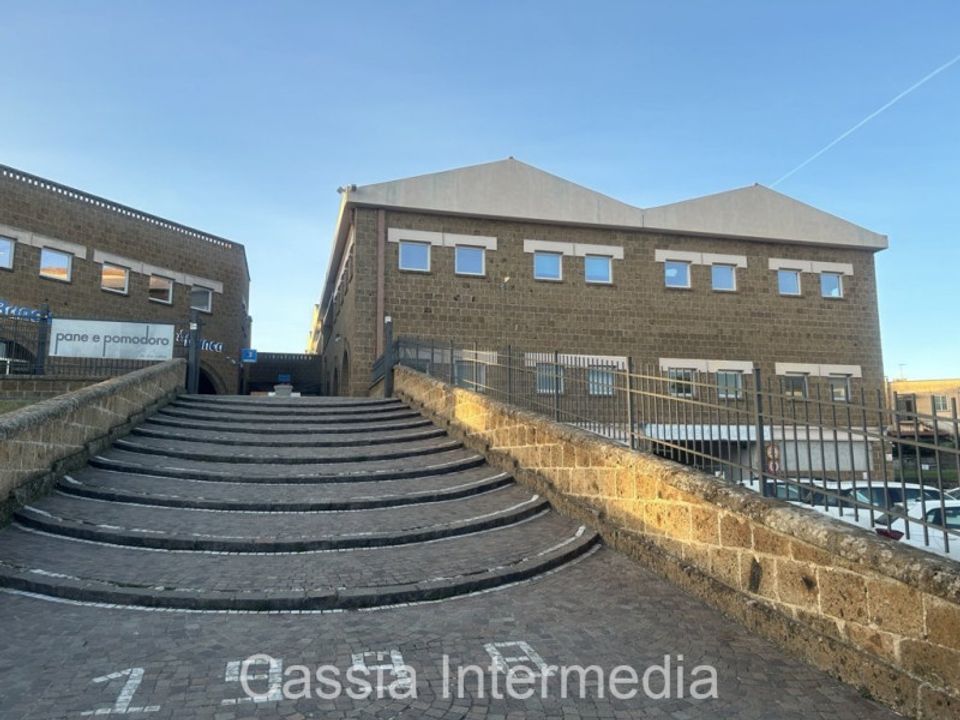 Erhvervsejendom i Civita Castellana, Viterbo - foto 3