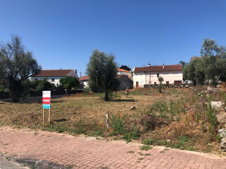 Helårsgrund i Cabanas de Viriato, Viseu - foto 1