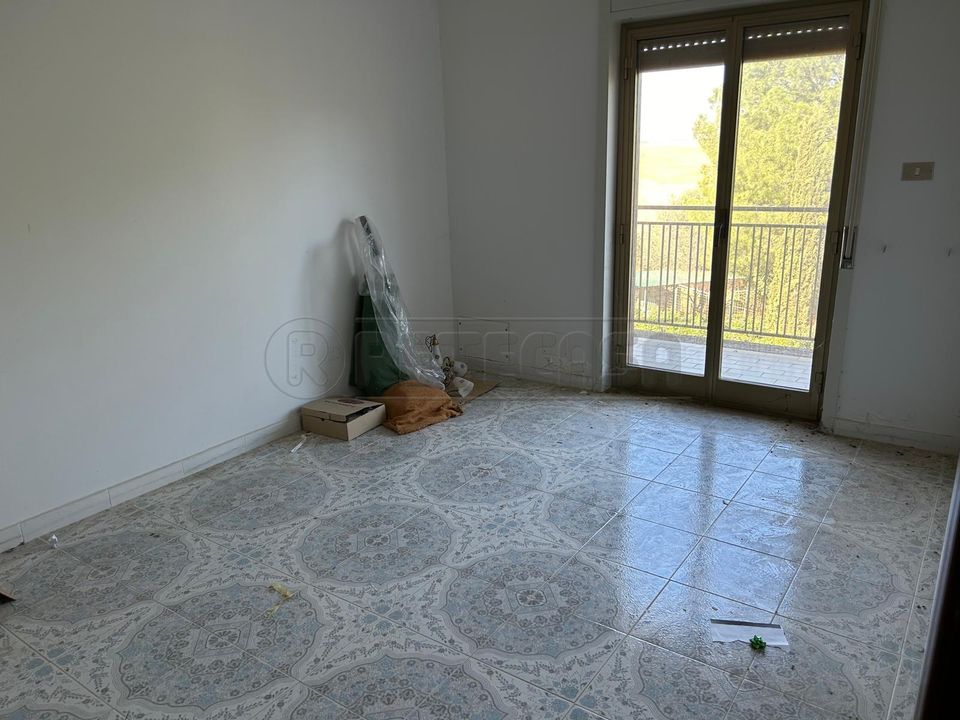 Lejlighed i Caltanissetta, Caltanissetta - foto 4