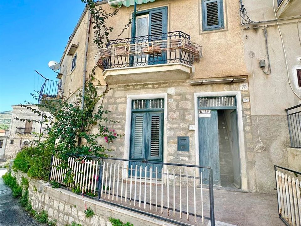 Villa i Chiusa Sclafani, Palermo - bilde 1