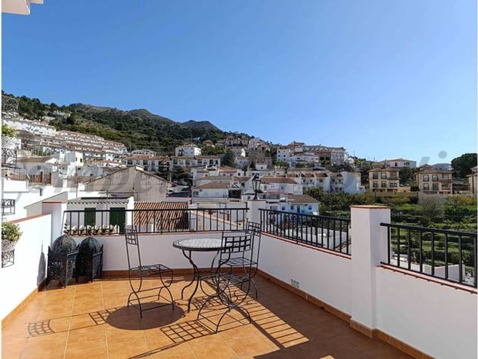 Erhvervsejendom i Canillas De Albaida, Malaga - foto 1