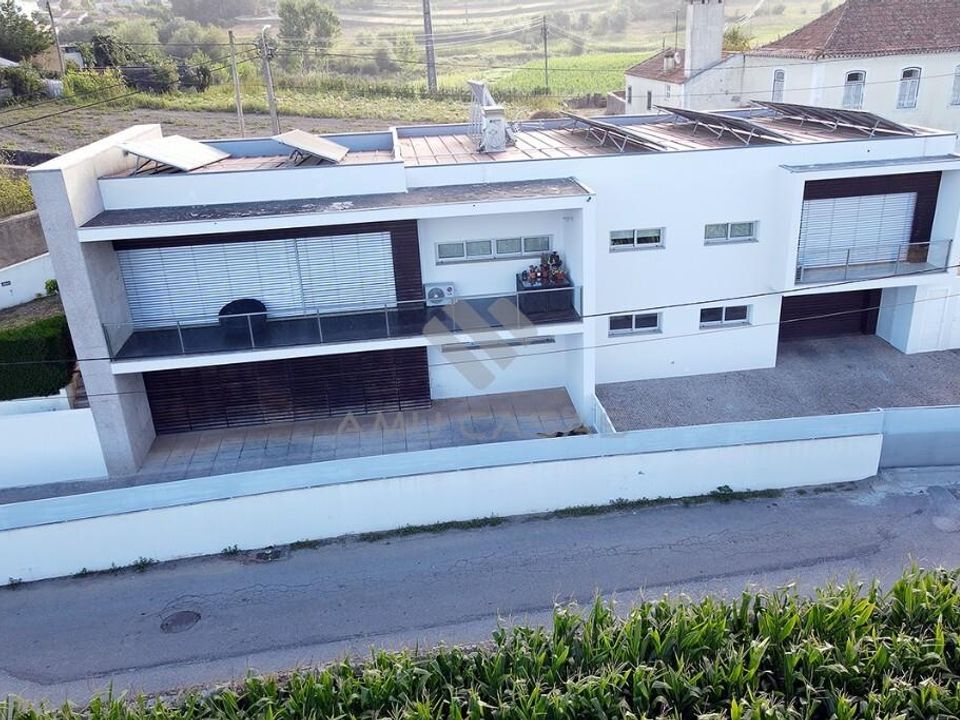 Casa unifamiliar a Estarreja, Aveiro - foto 1