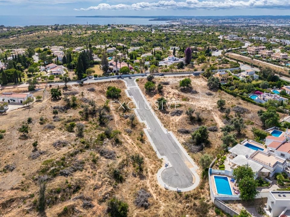 Helårsgrund i Lagoa, Faro - foto 1