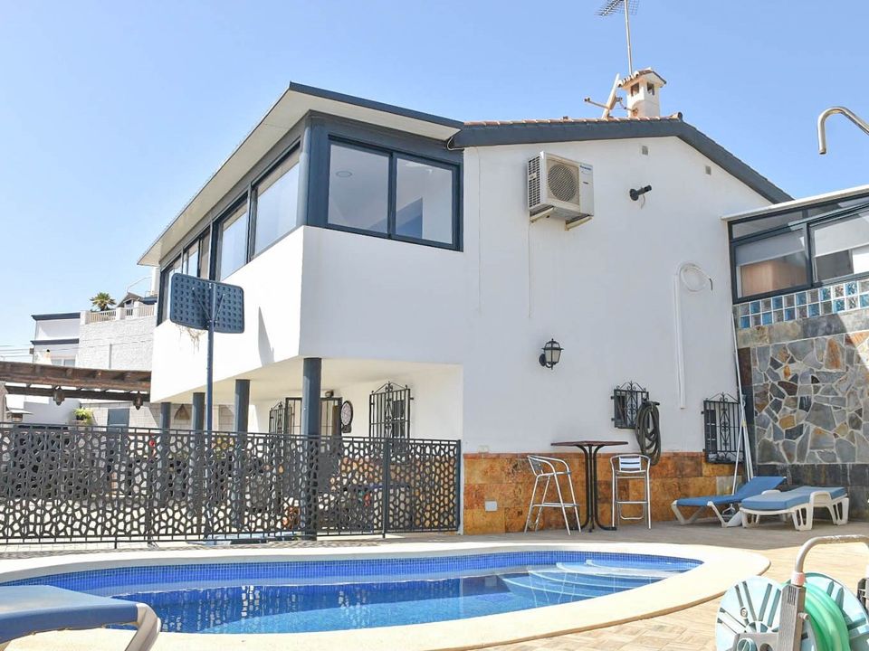 Villa i Nerja, Malaga - foto 1