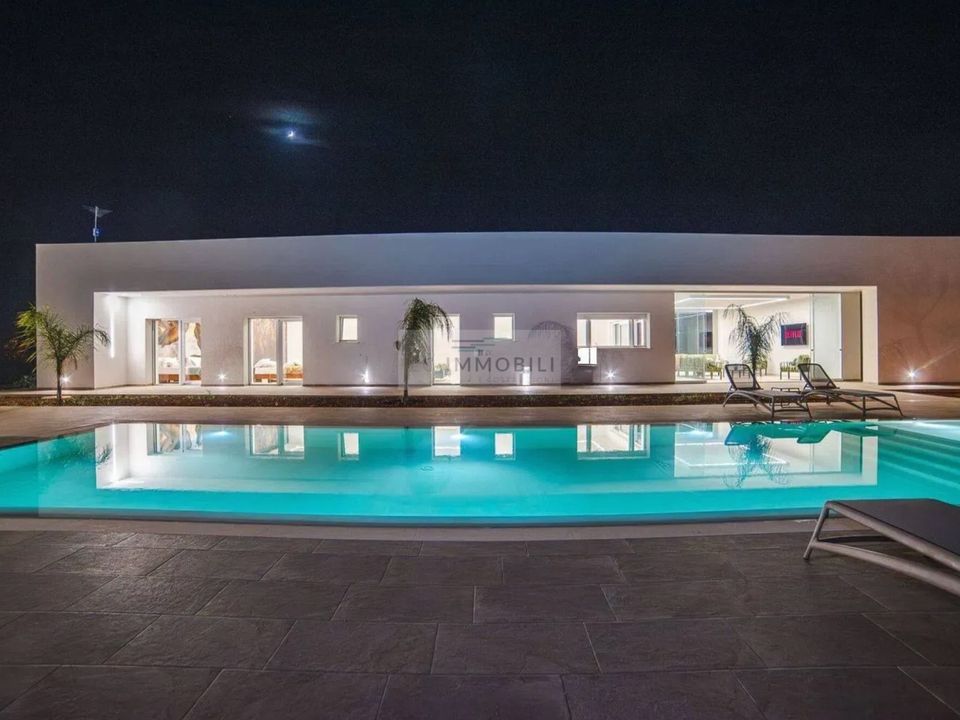 Villa i Carovigno, Brindisi - bilde 1