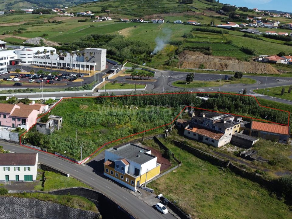 Helårsgrund i Horta, Faial - foto 2