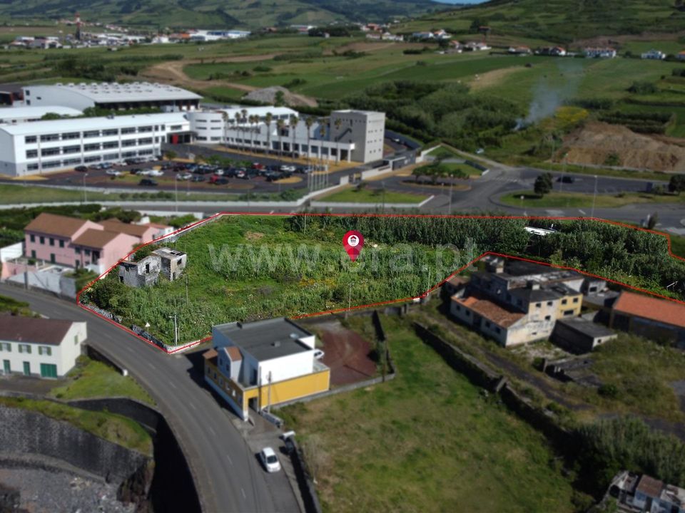 Helårsgrund i Horta, Faial - foto 4