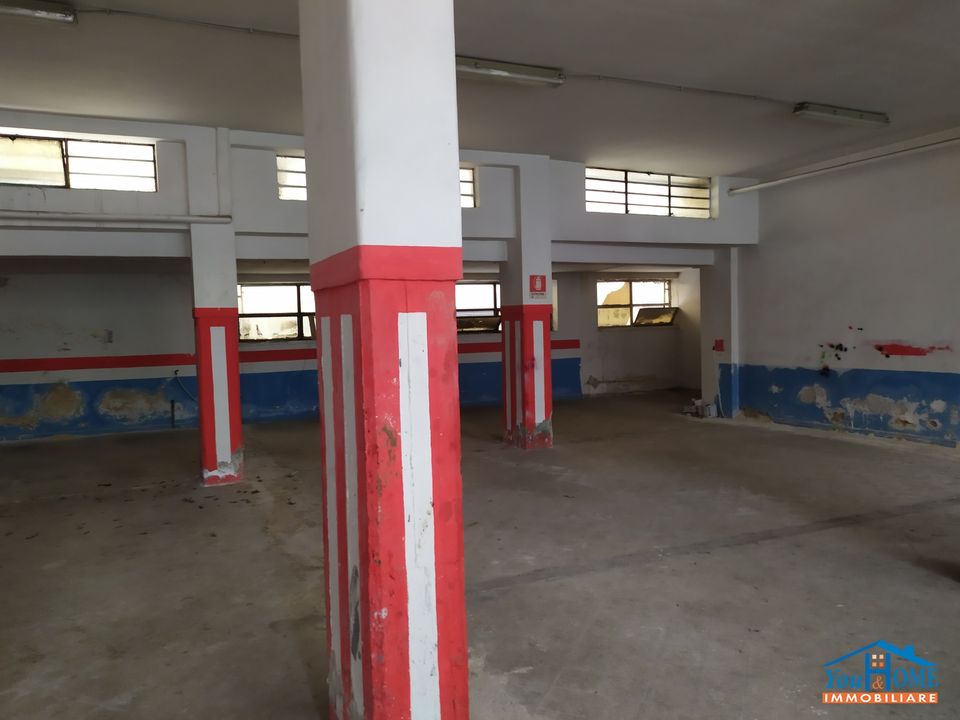 Erhvervsejendom i Bari, Bari - foto 3
