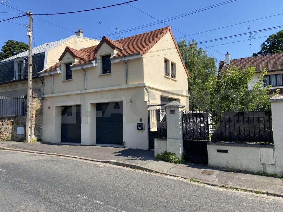 Villa i Coubron, Seine-Saint-Denis - foto 1