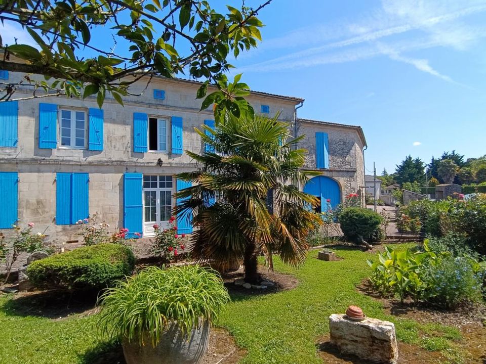 Villa i Saint-Genis-De-Saintonge, Charente-Maritime - foto 1