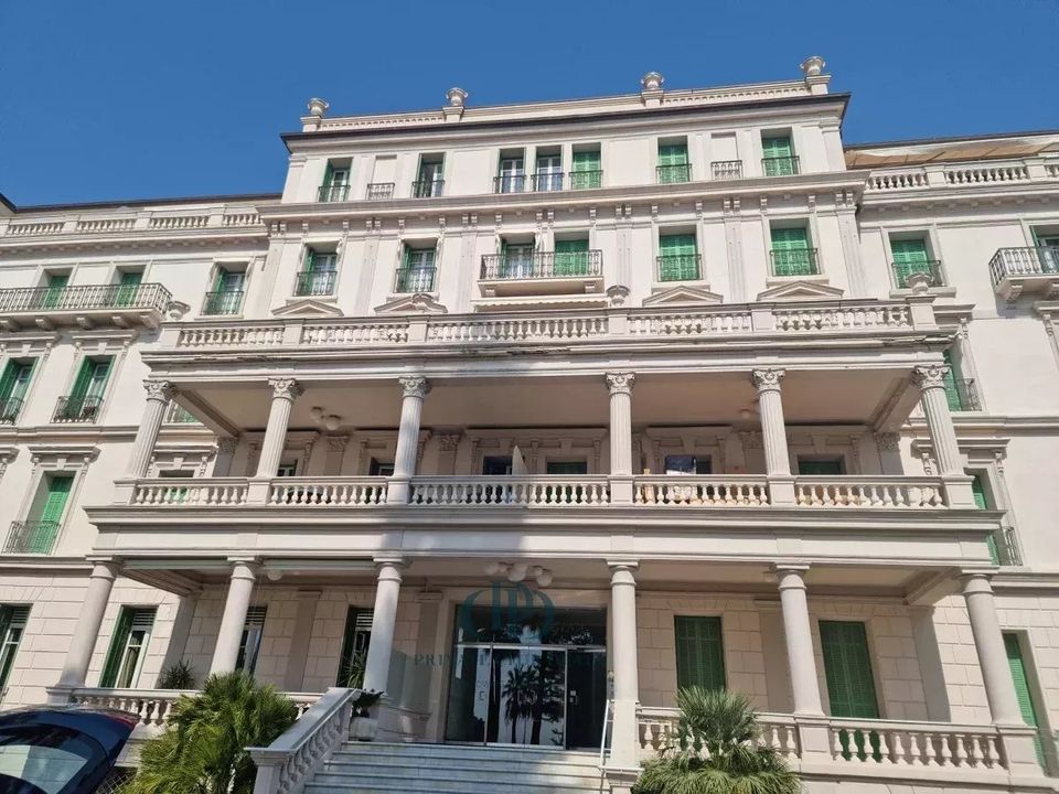 Lejlighed i Ospedaletti, Imperia - foto 2