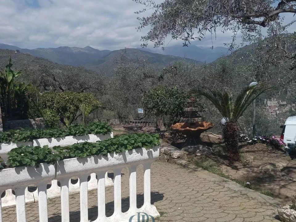 Villa i Dolceacqua, Imperia - foto 5
