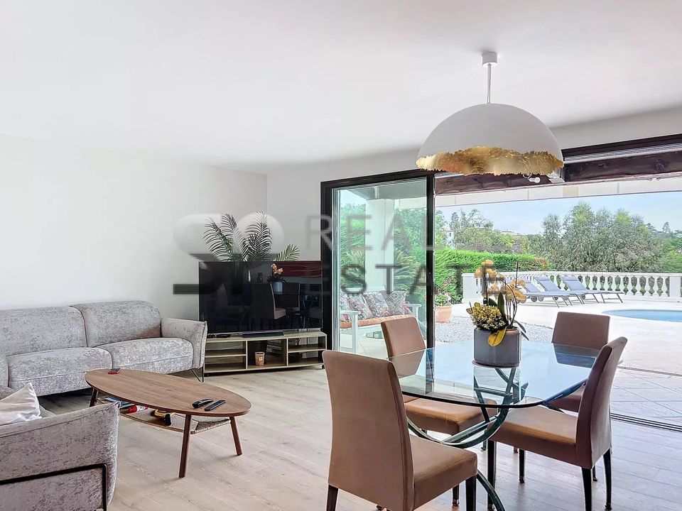 Villa i Villeneuve-Loubet, Alpes-Maritimes - foto 3