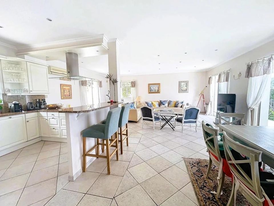 Villa i Mougins, Alpes-Maritimes - foto 3