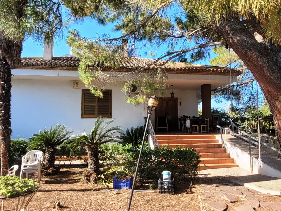 Villa en Alberic, Valencia - foto 1
