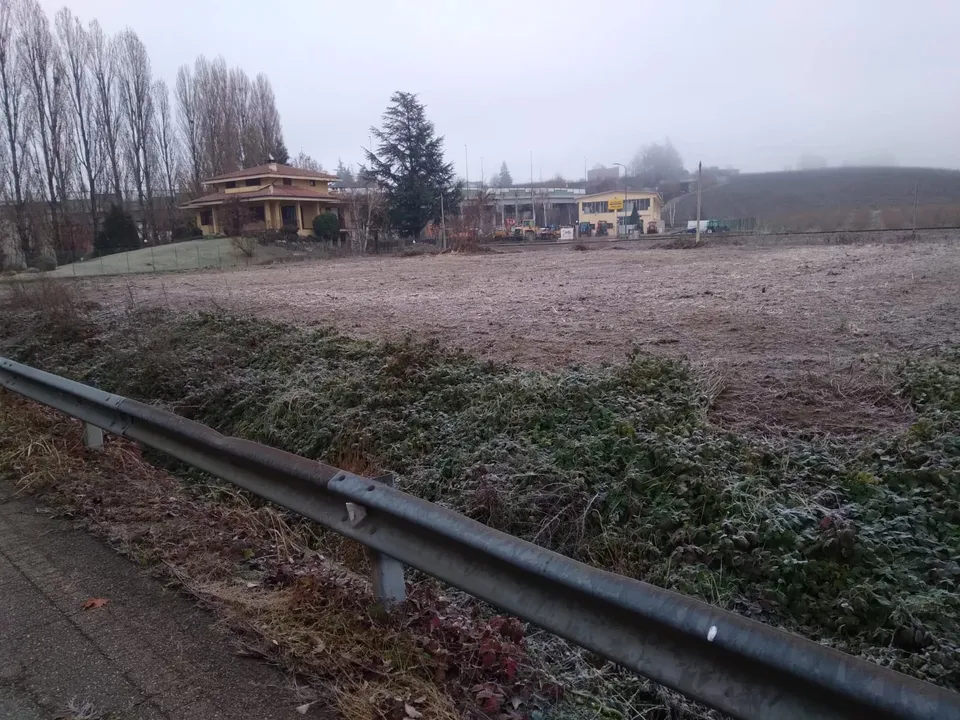 Helårsgrund i Nizza Monferrato, Asti - foto 2