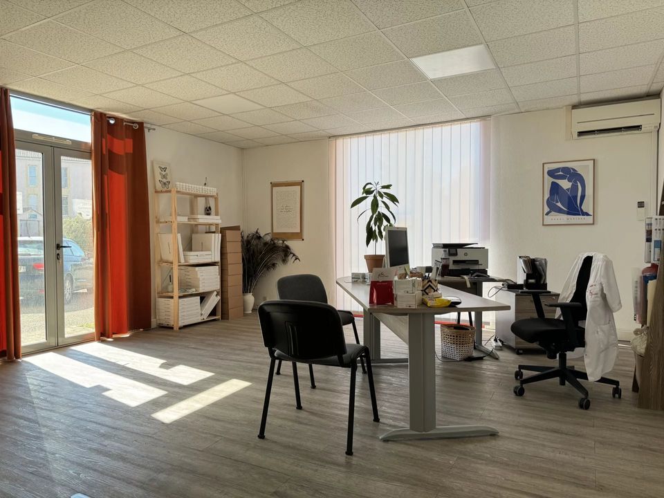 Erhvervsejendom i Arles, Bouches-du-Rhone - foto 2