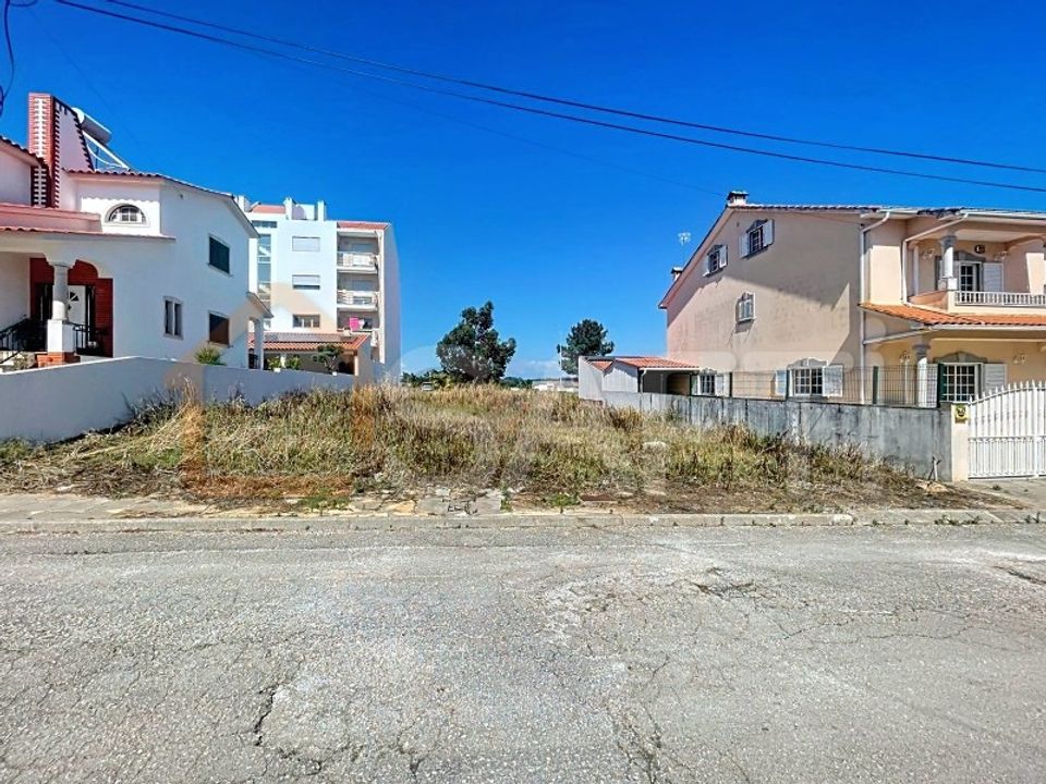 Helårsgrund i Entroncamento, Santarem - foto 1