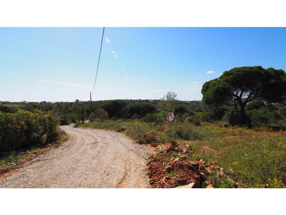 Helårsgrund i Ferreiras, Faro - foto 1