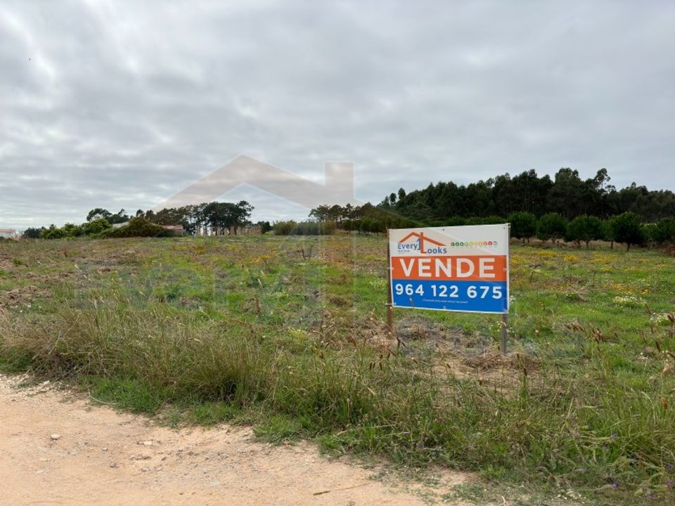 Helårsgrund i Atouguia da Baleia, Leiria - foto 1