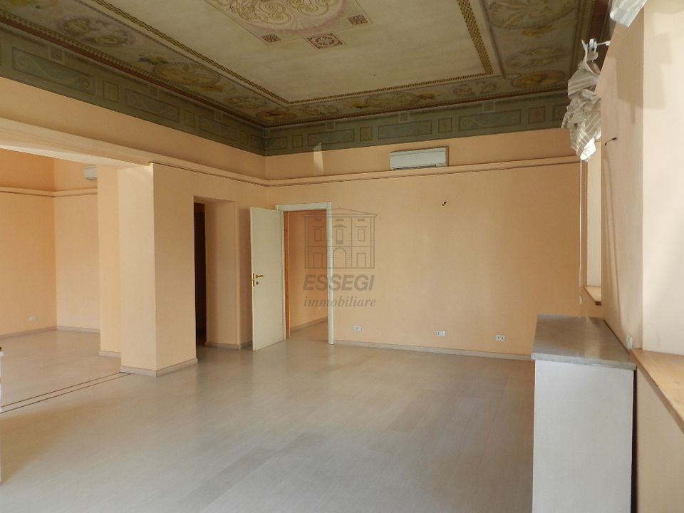 Erhvervsejendom i Lucca, Lucca - foto 2